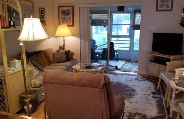 Burgundy One Condominiums Gallery 2