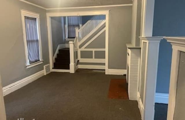 1603 N Bigelow St - 1603 North Bigelow Street, Peoria, IL 61604