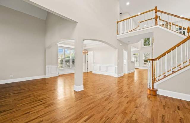 4595 Windsor Gate Court Gallery 4