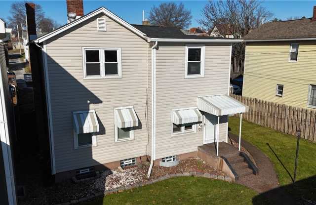 420 Jefferson Street - 420 Jefferson Street, Rochester, PA 15074