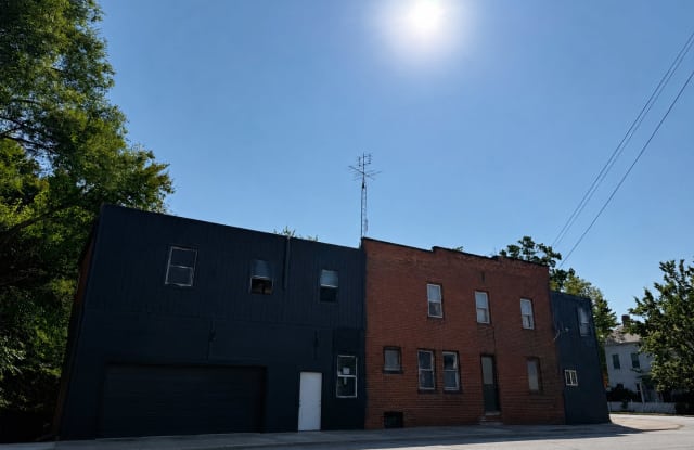 201 Toledo Street Gallery 2