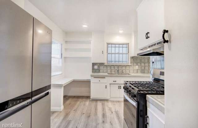 3876 Roble Vista Dr - 3876 Roble Vista Drive, Los Angeles, CA 90027