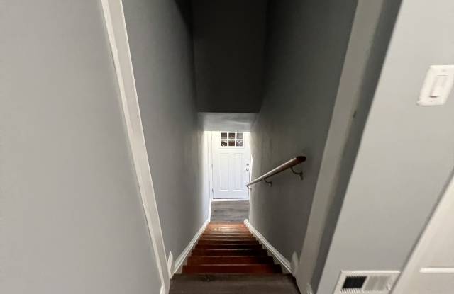 335 54th Street Northeast #1 Gallery 3