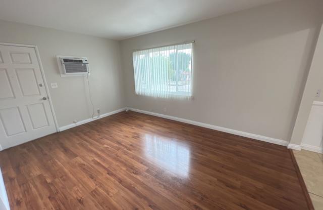 185 Gallery 1