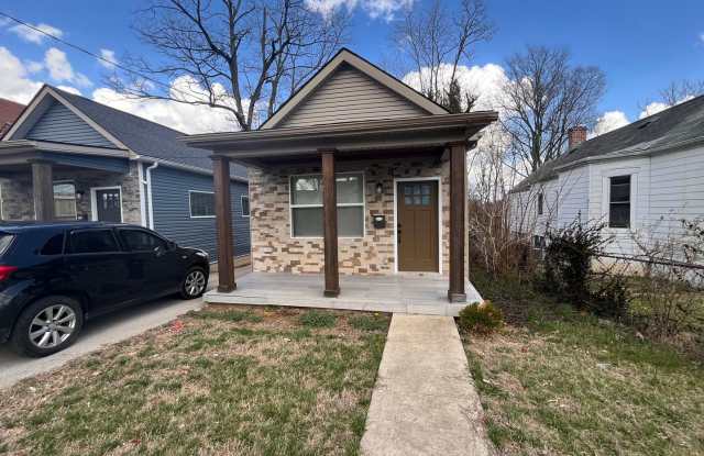 Beautiful 2 Bedroom Downtown! photos photos