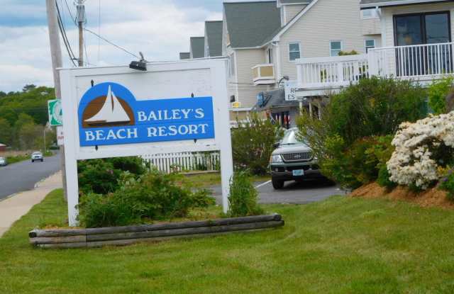 Baileys Resort Hampton NH Studio Apartment for Rent! photos photos