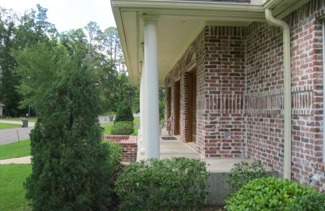 1802 Juniper Lane Gallery 1