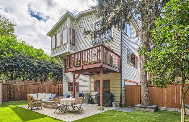 Queen Anne Home photos photos