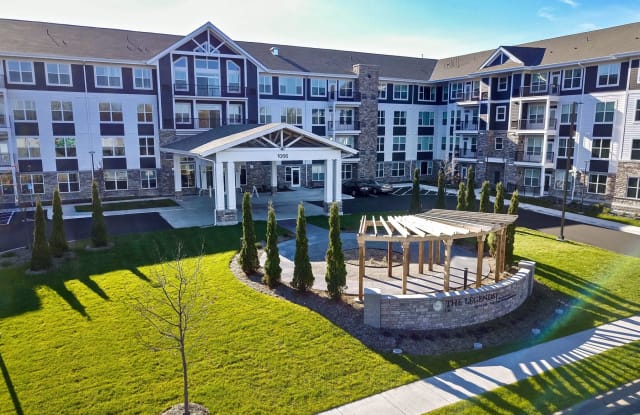 Senior & Affordable Housing – The Legends of Spring Lake Park 55+ Living Gallery 3