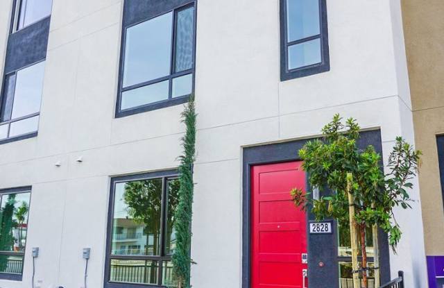 2828 N. Glassell Street Gallery 2