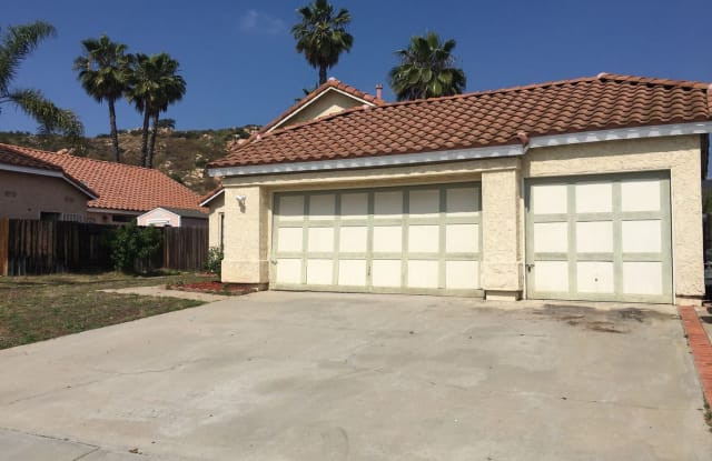 592 El Norte Hills Pl. - 592 El Norte Hills Place, Escondido, CA 92027