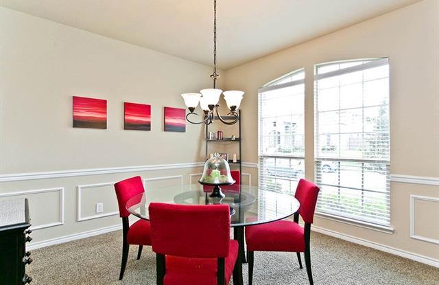 11500 Geranium Gallery 3