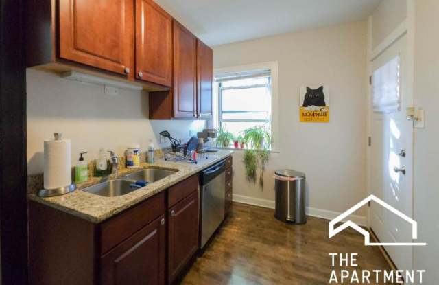 1825 West Winona St. photos photos