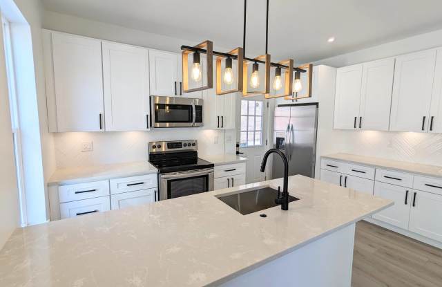 3015 West Oxford Street photos photos