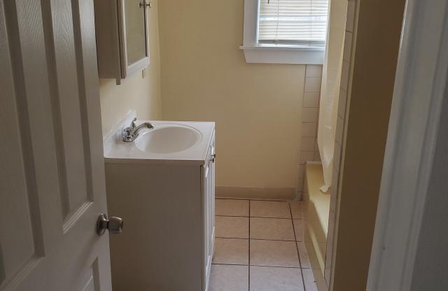 32 Hall Street - 32 Hall Street, Haverhill, MA 01832 32 Hall Street - 32 Hall Street, Haverhill, MA 01832