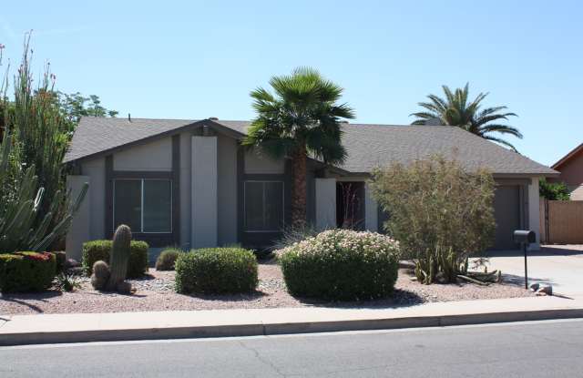 919 W KIOWA Avenue - 919 West Kiowa Avenue, Mesa, AZ 85210