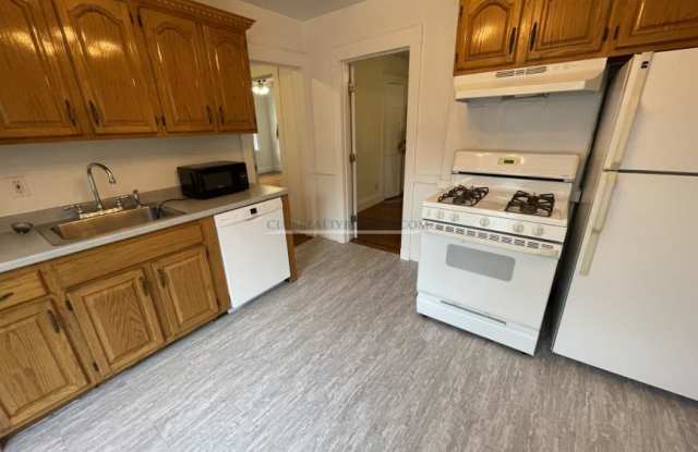 56 Montfern Ave. photos photos
