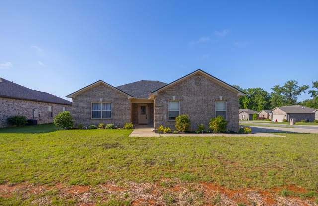 Charming 3 bedroom home in Austin - 28 Fletcher Drive, Lonoke County, AR 72007