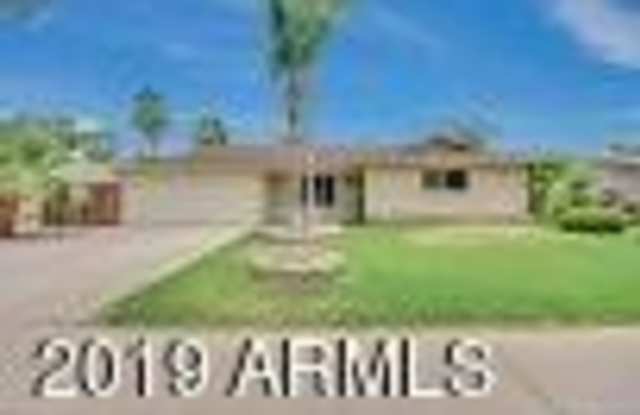 2166 E PALMCROFT Drive - 2166 East Palmcroft Drive, Tempe, AZ 85282