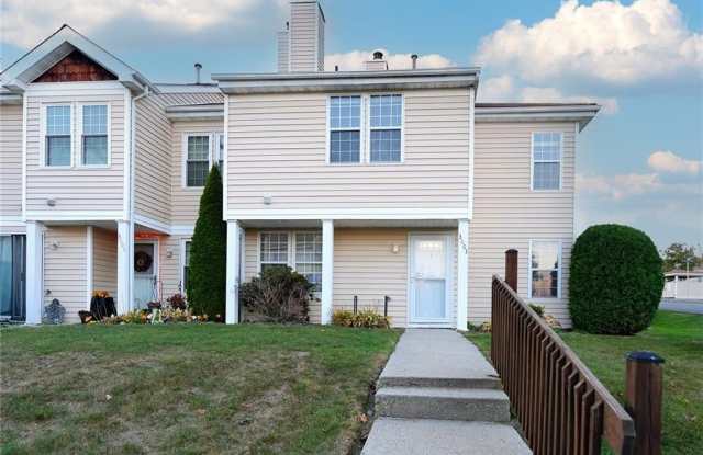 3003 Whispering Hills - 3003 Whispering Hills Drive, Chester, NY 10918