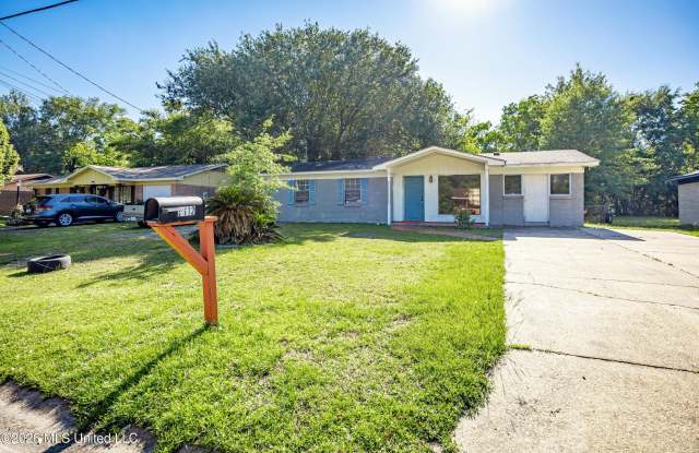 5612 Rose Drive Gallery 3