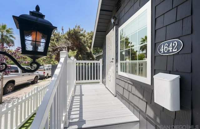 4642 Muir Ave Gallery 4