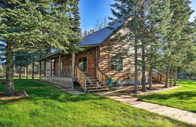 SEASONAL 4bd 2ba log home photos photos