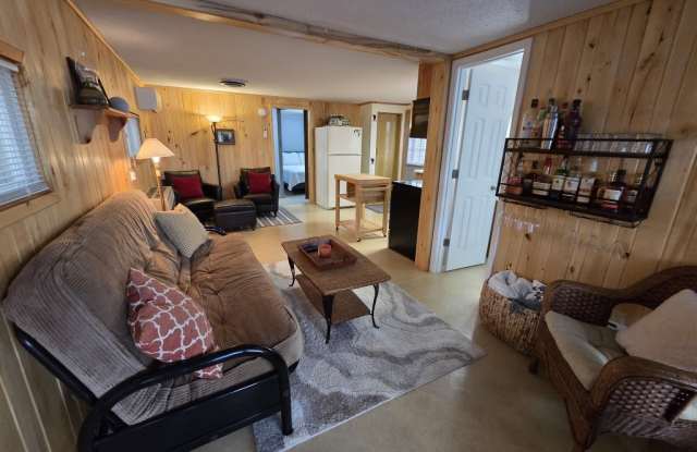 2182 Island Dr Gallery 1