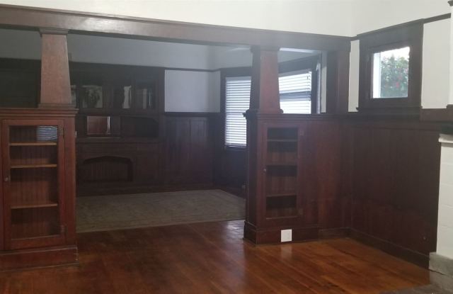 7705 Eigleberry St Gallery 2