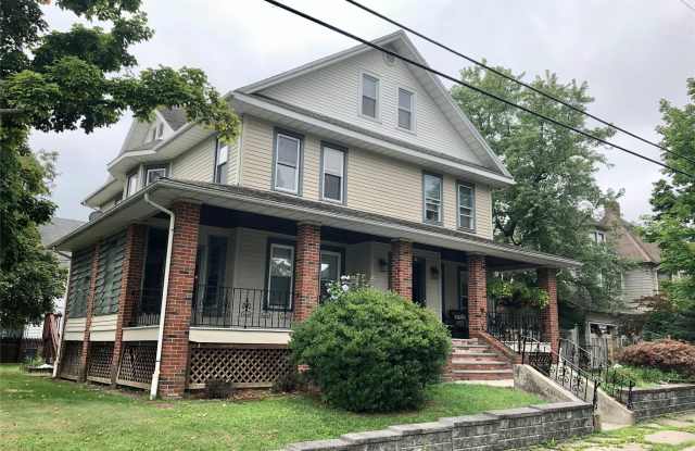 78 Houston Avenue photos photos