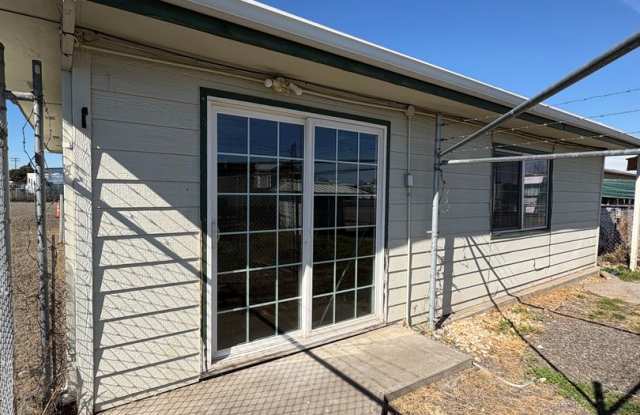 Charming 1 Bedroom, 1 Bathroom Home with Updated Interior! Gallery 1