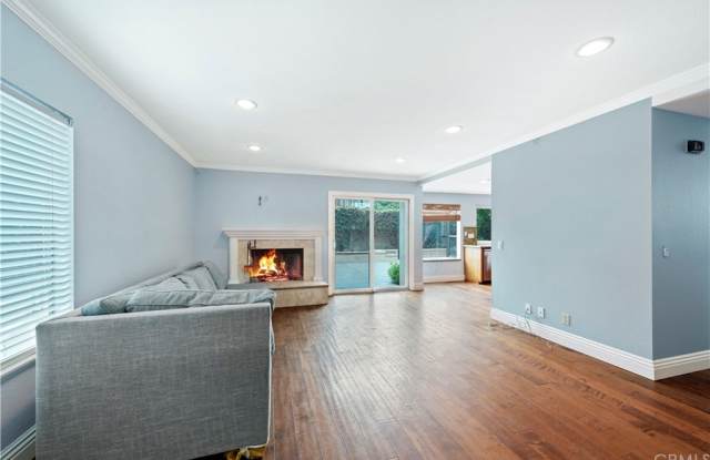 26716 Alamanda Gallery 4