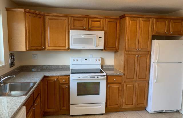 Lakeview Apartments Gallery 3