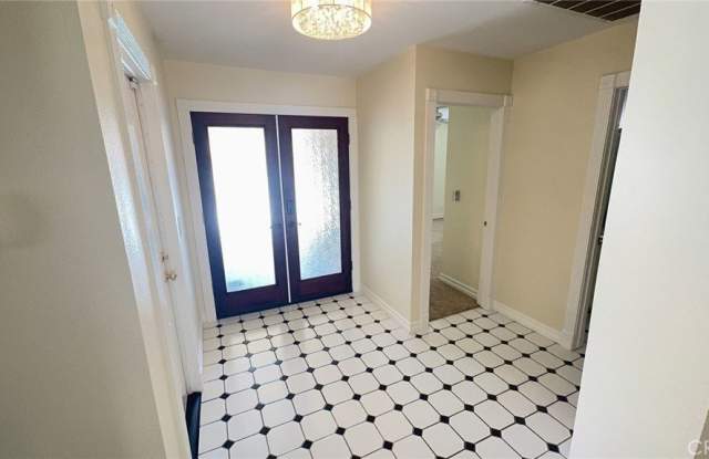 30217 Skippers Way Gallery 3