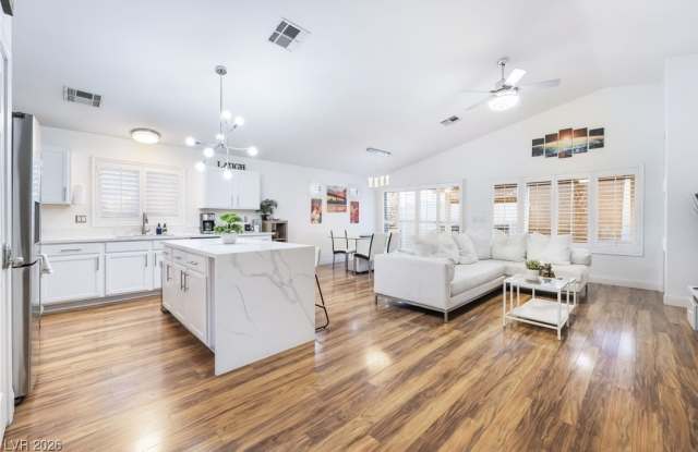 4640 Gracemont Avenue photos photos