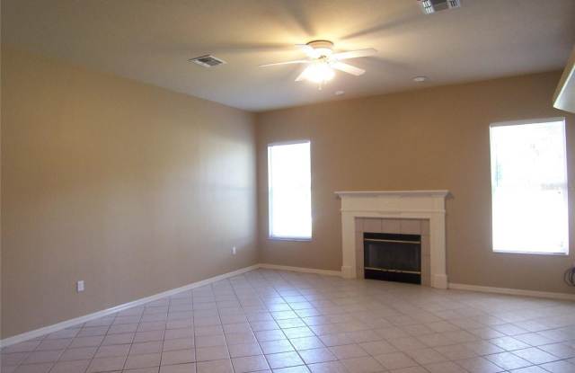 5435 SUMMERLAND HILLS Drive Gallery 3