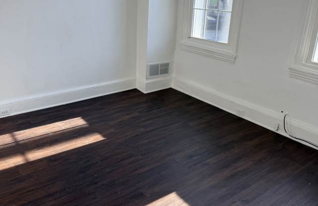 843 North Spruce Street Gallery 2