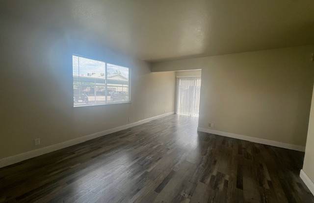 556 N Lincoln Ave photos photos