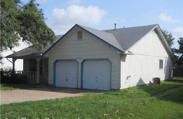 3704 Alexandria Dr - 3704 Alexandria Drive, Austin, TX 78749