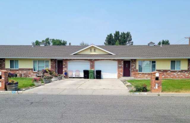 347 Stillwater Ln - 347 Stillwater Lane, Billings, MT 59105