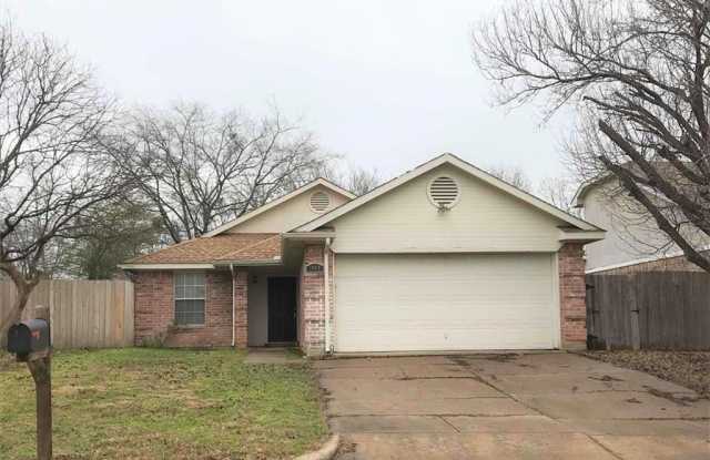 1409 Grovecrest Drive - 1409 Grovecrest Drive, Arlington, TX 76018 1409 Grovecrest Drive - 1409 Grovecrest Drive, Arlington, TX 76018