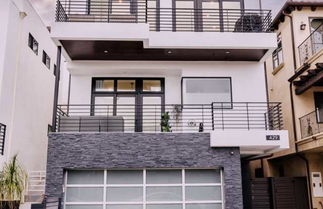 429 21st Street - 429 21st Street, Manhattan Beach, CA 90266