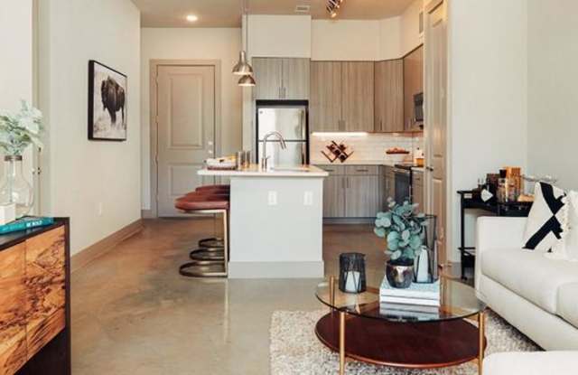 3248 Gonzales St - 3248 Gonzales Street, Austin, TX 78702