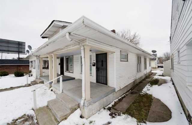 2917 E Michigan St photos photos