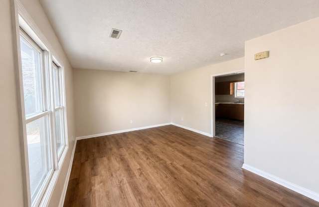 310 Pigeon Ct Gallery 2