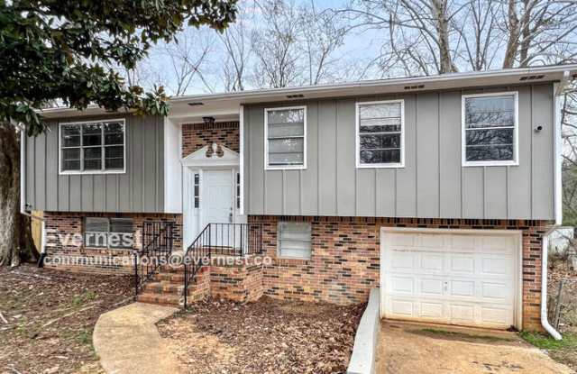 2125 Merry Drive Northeast photos photos