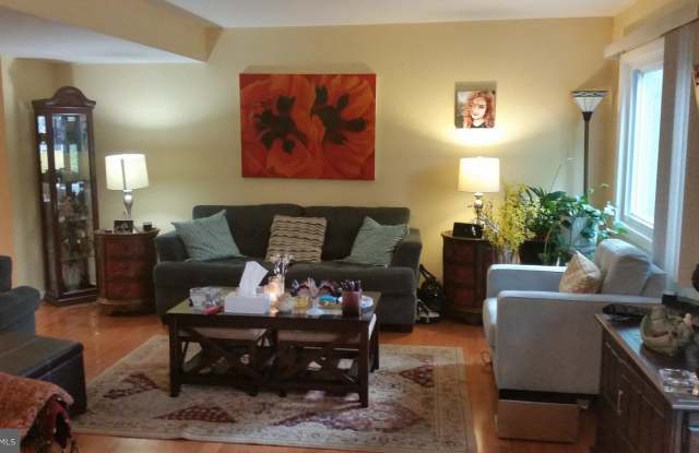 8068 TRIBUTARY COURT Gallery 3