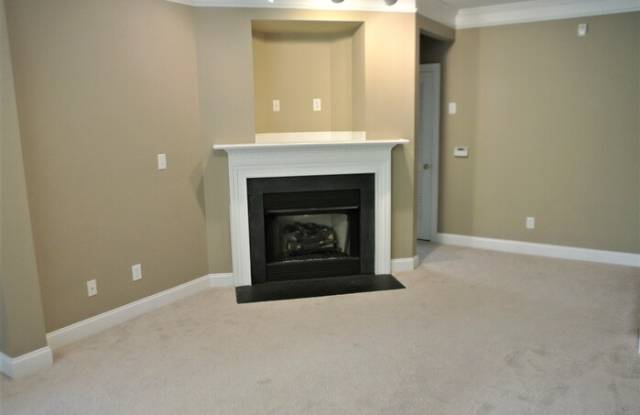 1621 Providence Glen Drive Gallery 2