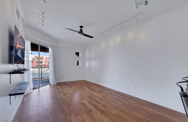 47 E Agate Avenue Gallery 4