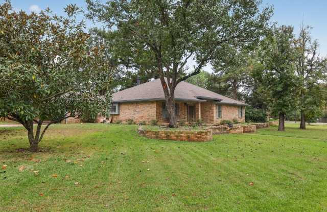 Spacious 4BR House in Flint - 18270 Stillwood Lane, Smith County, TX 75762